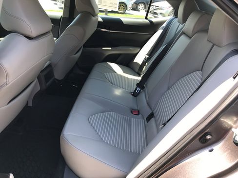 Used 2024 Toyota Camry SE AWD/4WD image 22