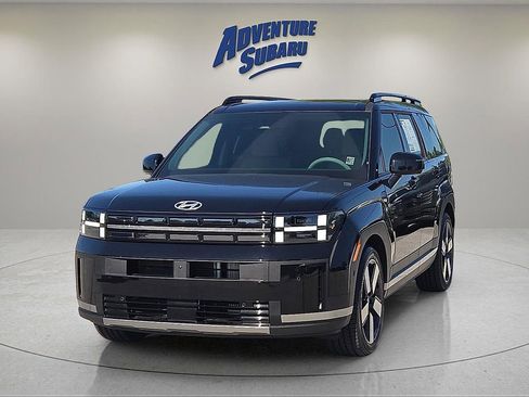 Used 2024 Hyundai Santa Fe Limited FWD image 2