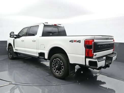 Used 2025 Ford F250 Platinum AWD/4WD image 11