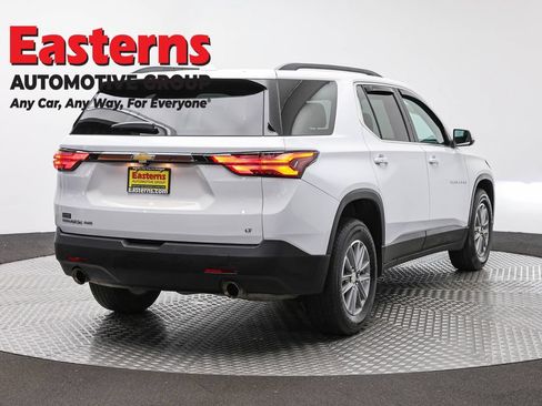 Used 2022 Chevrolet Traverse LT AWD/4WD image 5