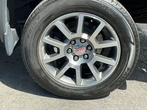Used 2016 GMC Sierra 1500 Denali w/ Enhanced Driver Alert Package AWD/4WD image 23