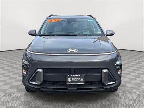 Certified 2025 Hyundai Kona SEL image 2