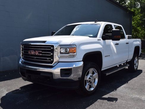 Used 2017 GMC Sierra 2500 4x4 Crew Cab image 1