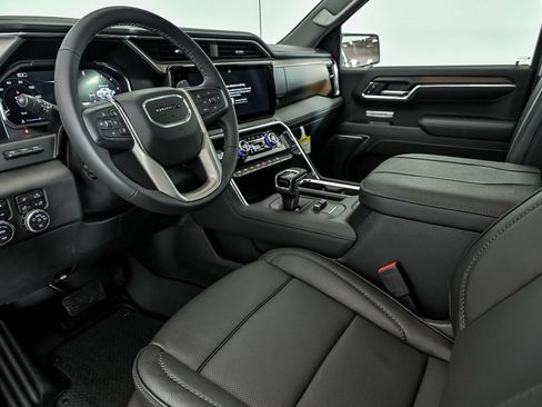 New 2026 GMC Sierra 1500 Denali w/ Denali Reserve Package AWD/4WD image 9