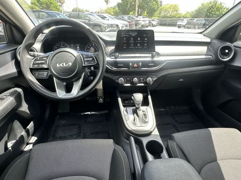 Used 2024 Kia Forte LXS w/ LXS Technology Package FWD image 16