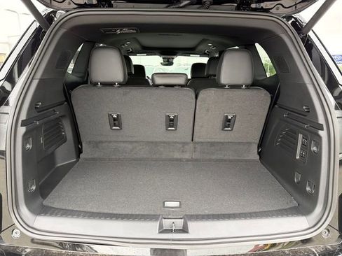 New 2026 Buick Enclave Avenir image 24