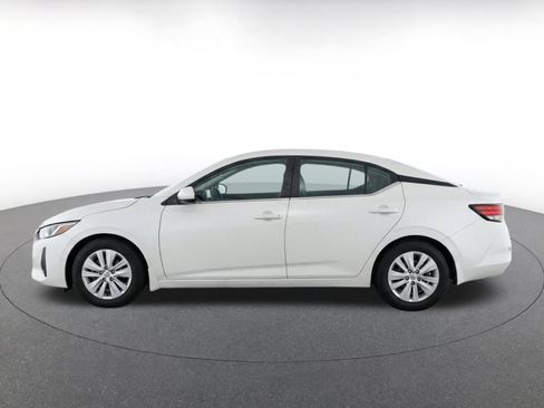 Used 2025 Nissan Sentra S FWD image 4