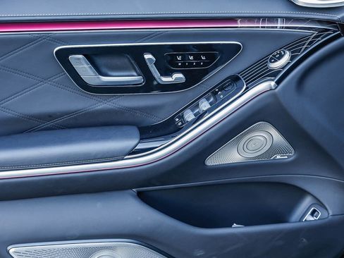 Certified 2023 Mercedes-Benz Maybach S 680 4MATIC image 23