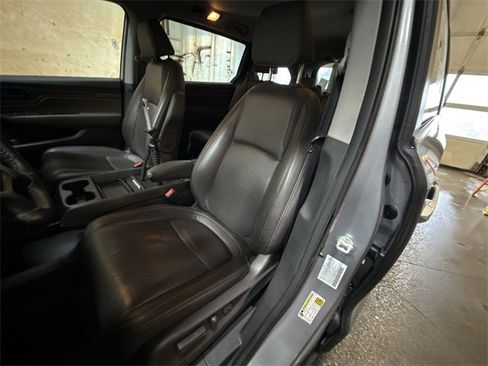 Used 2023 Honda Odyssey EX-L image 11