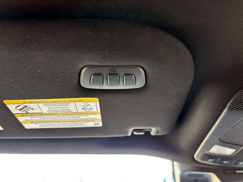 Used 2024 Ford Expedition Max Platinum image 33