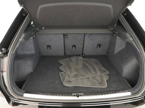 Certified 2025 Audi Q3 2.0T Premium w/ Convenience Package image 29