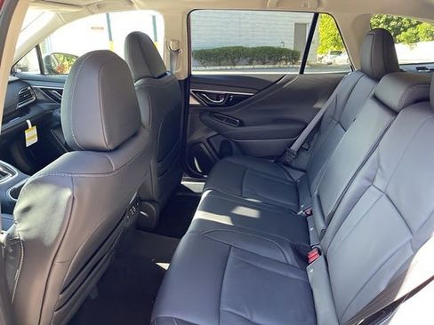 Used 2025 Subaru Outback Limited w/ Popular Package #2 image 19