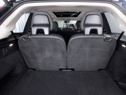 Certified 2025 Volvo XC90 B6 Plus w/ Protection Package Premier image 37