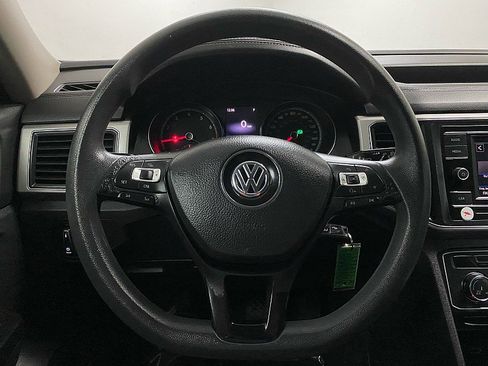 Used 2018 Volkswagen Atlas S image 17
