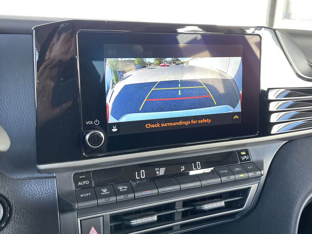 Used 2025 Toyota Camry LE w/ Convenience Package FWD image 15