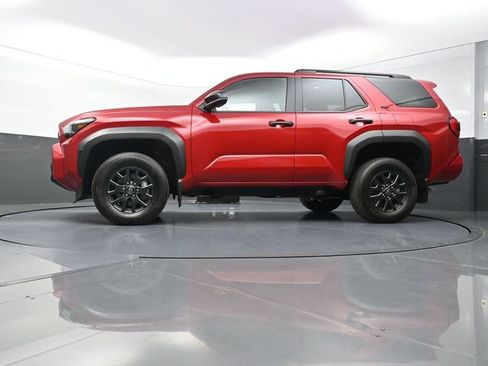 Used 2026 Toyota 4Runner SR5 AWD/4WD image 33