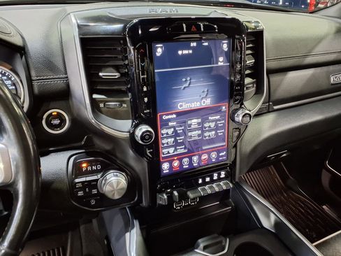 Used 2021 RAM 1500 Laramie w/ Sport Appearance Package image 10