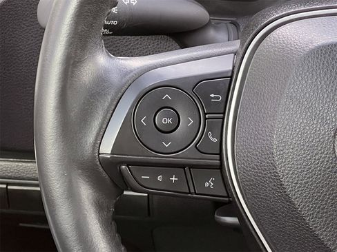 Used 2024 Toyota Corolla SE image 14