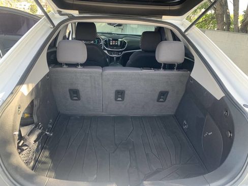 Used 2018 Chevrolet Volt LT image 17