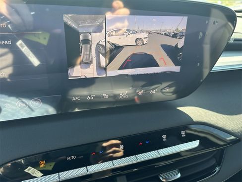 New 2026 Buick Enclave Preferred w/ Power Package image 22