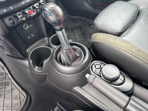 Used 2019 MINI Cooper S FWD image 22