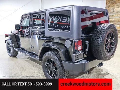 Used 2017 Jeep Wrangler Unlimited Sahara image 3