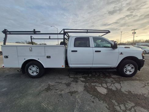 Used 2024 RAM 3500 Tradesman w/ Safety Group AWD/4WD image 8