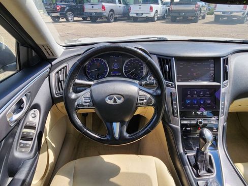 Used 2015 INFINITI Q50 Premium w/ Navigation Package AWD/4WD image 15