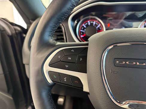 Used 2017 Dodge Challenger R/T Plus image 18