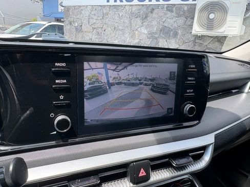 Used 2022 Kia K5 LXS FWD image 25