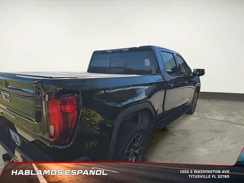 Used 2022 GMC Sierra 1500 AT4 w/ AT4 Premium Package image 5