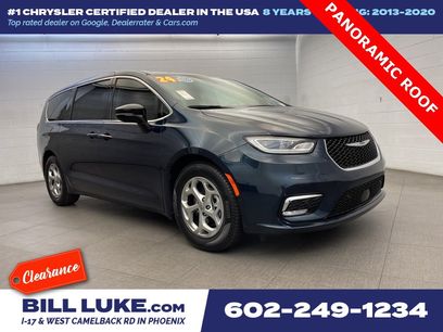 Used 2024 Chrysler Pacifica Limited