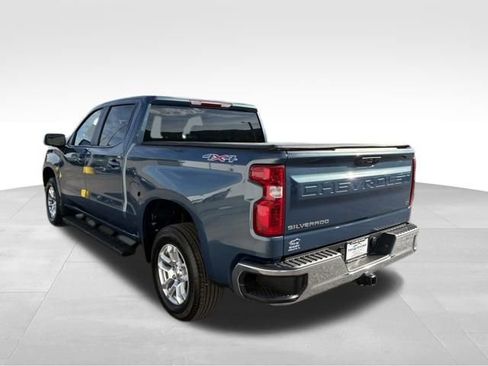 Used 2024 Chevrolet Silverado 1500 LT AWD/4WD image 11
