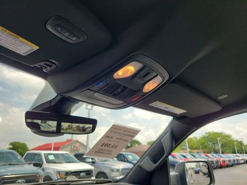 Used 2022 RAM 1500 Big Horn AWD/4WD image 30