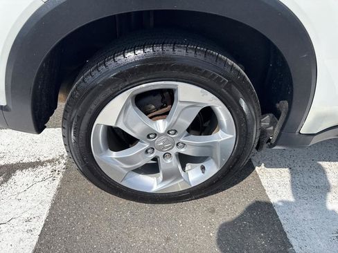 Used 2016 Honda HR-V LX image 8