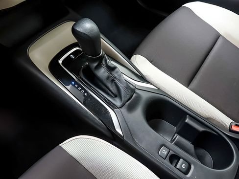 Used 2026 Toyota Corolla LE FWD image 19