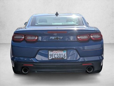 Used 2023 Chevrolet Camaro LT RWD image 6