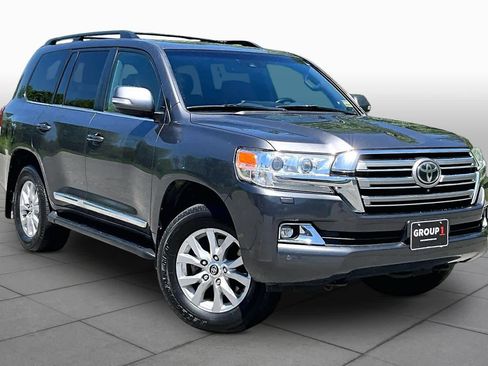 Used 2016 Toyota Land Cruiser AWD/4WD image 2