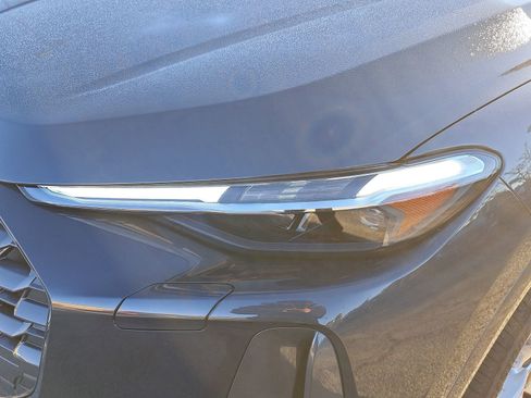 Used 2025 Audi Q5 Premium Plus w/ Premium Plus image 8