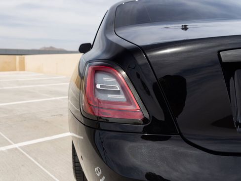 Used 2023 Rolls-Royce Ghost Black Badge w/ Black Badge Ghost Package AWD/4WD image 24