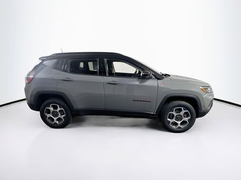 Used 2022 Jeep Compass Trailhawk AWD/4WD image 4