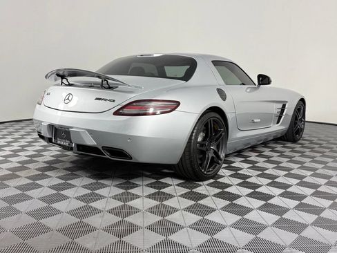 Used 2011 Mercedes-Benz SLS AMG Coupe image 13
