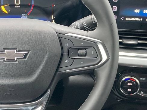 New 2026 Chevrolet Trax LT w/ Driver Confidence Package FWD image 7