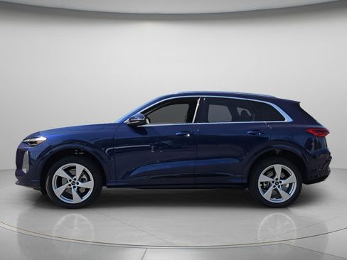 Used 2025 Audi Q5 Premium Plus AWD/4WD image 3
