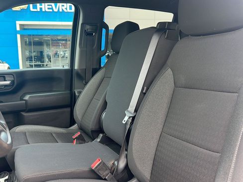 Used 2024 Chevrolet Silverado 2500 Custom w/ Custom Value Package AWD/4WD image 27