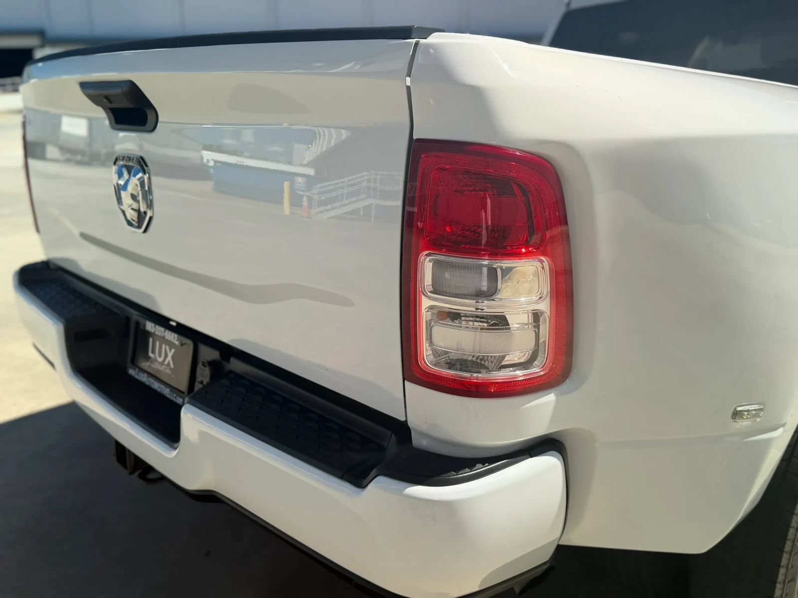 Used 2020 RAM 3500 Tradesman RWD image 9