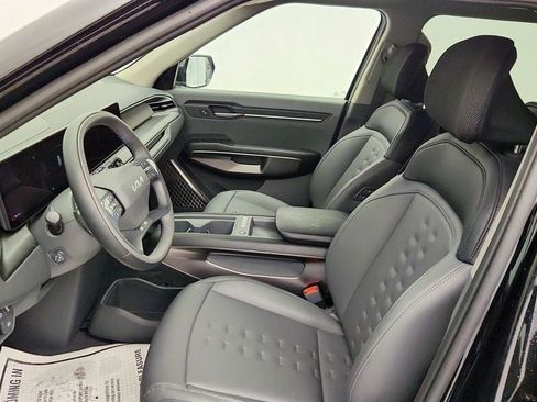 Used 2026 Kia EV9 Wind image 21