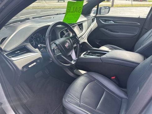 Used 2024 Buick Enclave Premium image 13