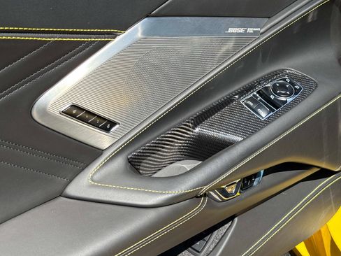 Used 2025 Chevrolet Corvette Z06 image 30