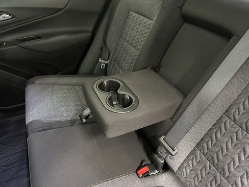 Certified 2024 Chevrolet Equinox LT w/ LPO, Floor Liner Package image 32